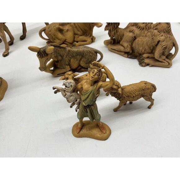 1983 Fontanini Depose Italy Nativity Figurines W/Spider Mark 5" Set of 17 VTG - Picture 11 of 16